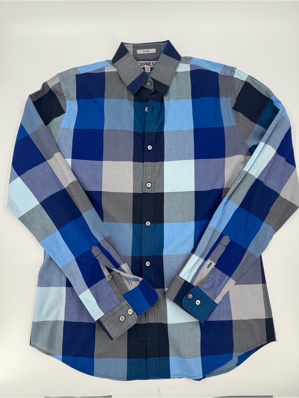 Express Men’s Blue Plaid Button-Down Shirt Sz M Neck 15-15.5